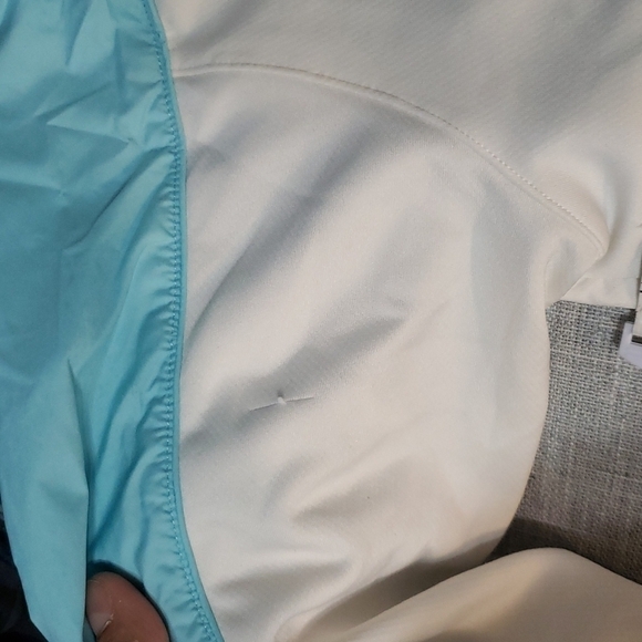 NIKE JACKET, SIZE M - Picture 17 of 17